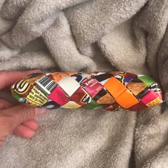 Vintage NAHUI OLLIN Upcycled Woven Wrapper Coin Pouch - Picture 5 of 8